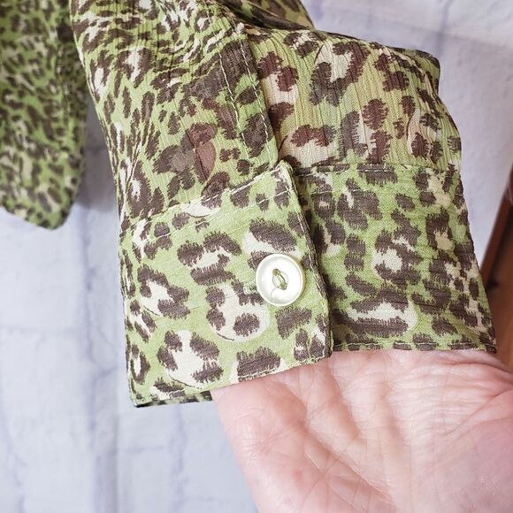 KENETH TOO! Sheer Zip Front Animal Print Jacket - Picture 3 of 9